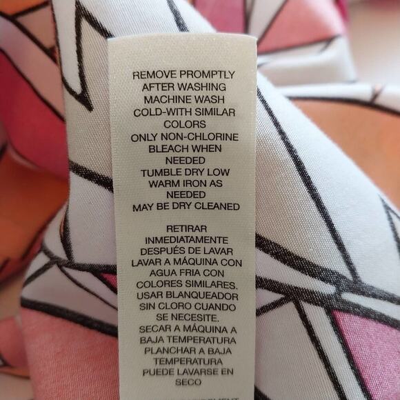 Chico's Button Up Top Women Size Medium Pink Retro Abstract Artsy Preppy - Picture 8 of 8